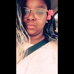 Meet your Posher, Erika